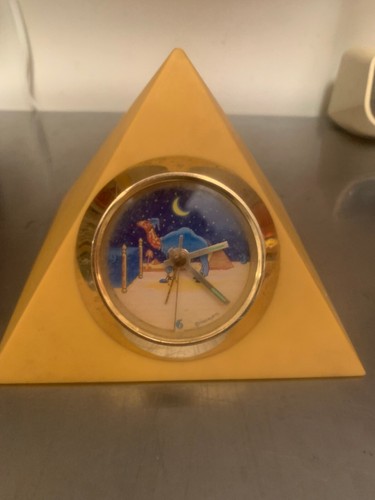 Pyramid shaped camel clock - shaped,